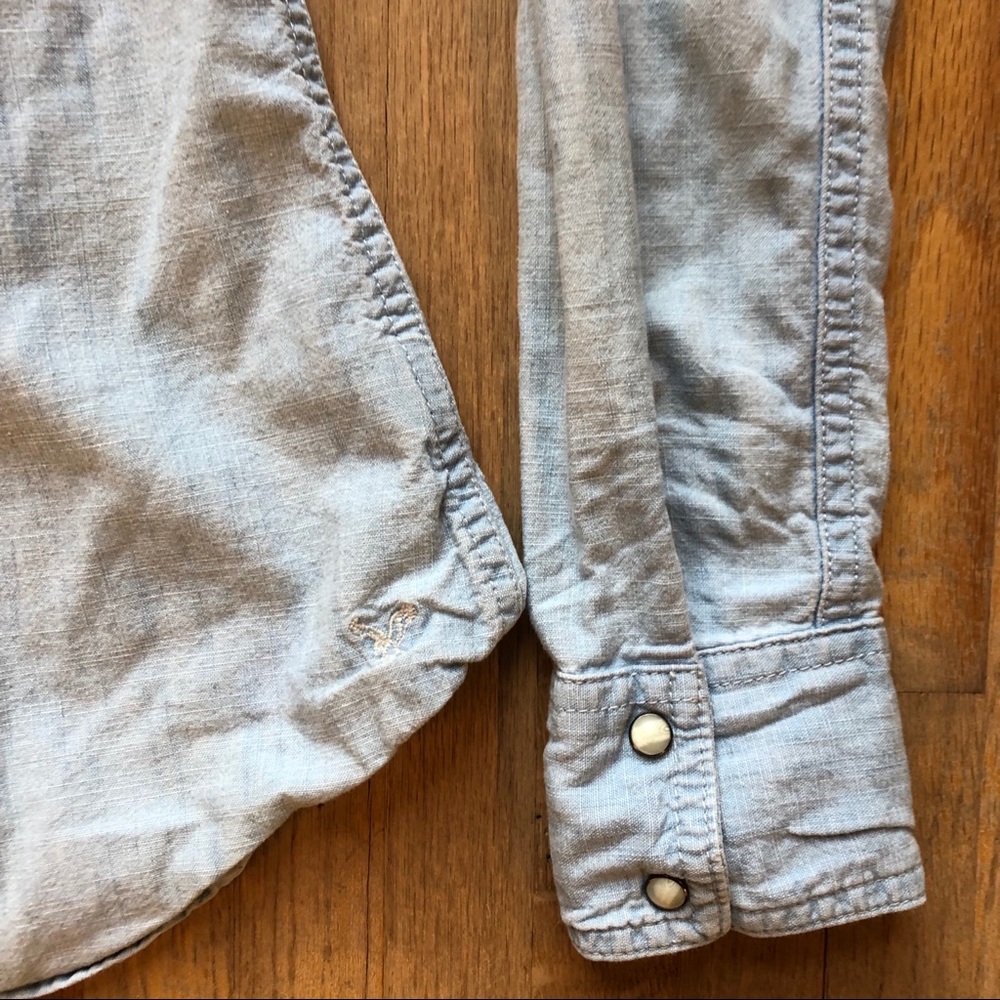 American Eagle 100% Cotton denim button up - Picture 6 of 6